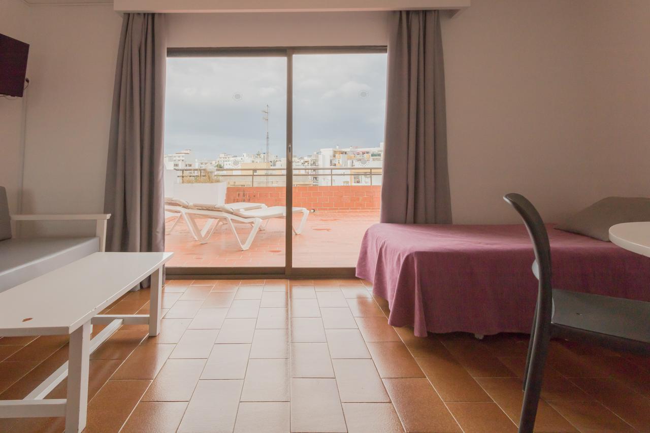 Apartamentos Orosol 2 By Typic Hotels San Antonio  Luaran gambar