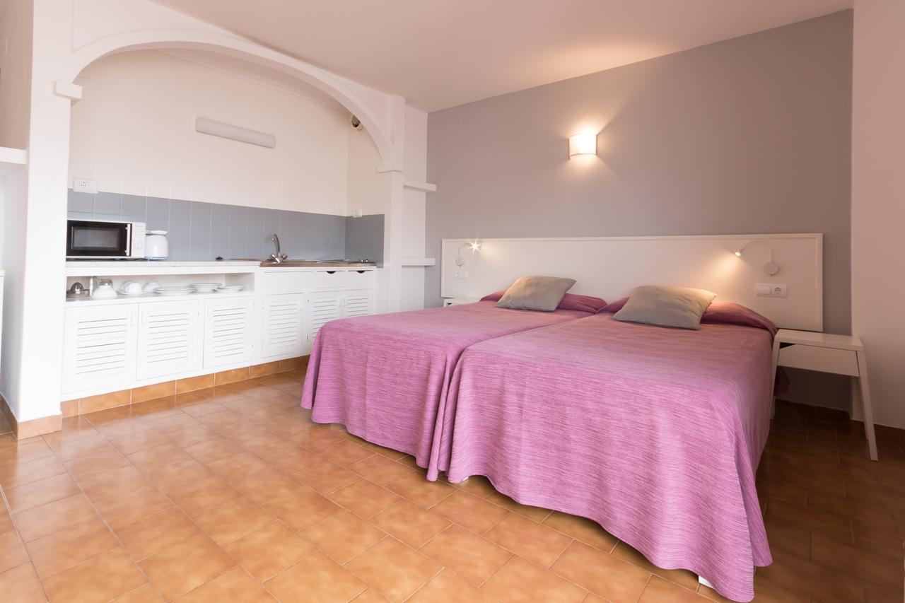 Apartamentos Orosol 2 By Typic Hotels San Antonio  Luaran gambar