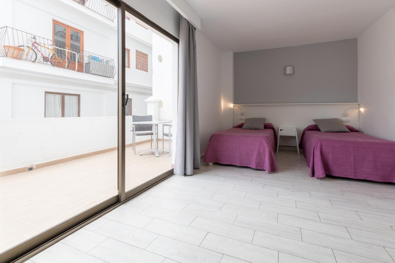 Apartamentos Orosol 2 By Typic Hotels San Antonio  Luaran gambar