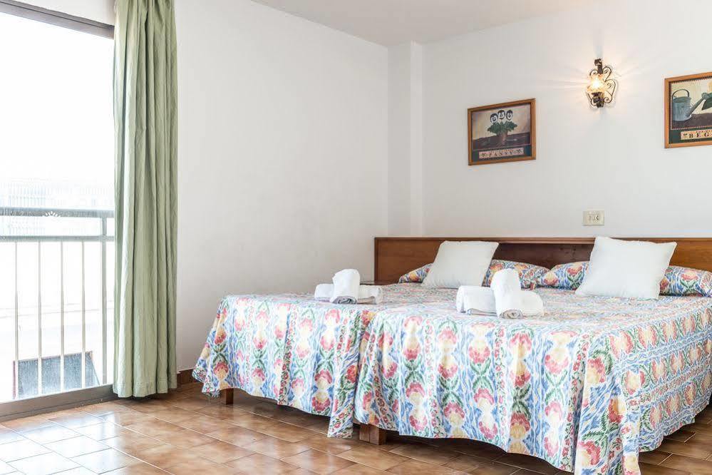 Apartamentos Orosol 2 By Typic Hotels San Antonio  Luaran gambar