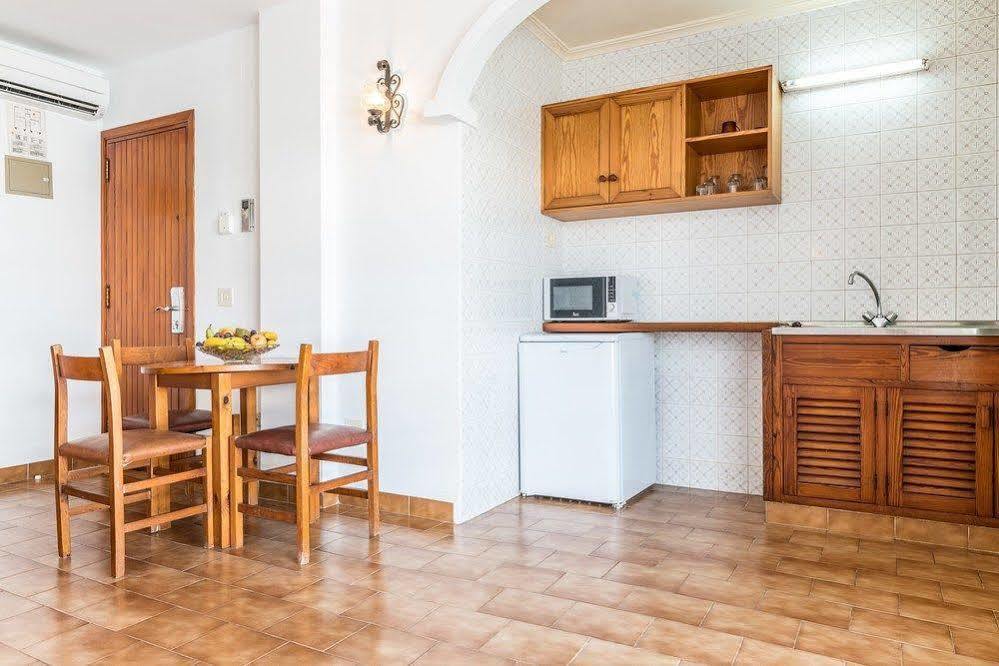 Apartamentos Orosol 2 By Typic Hotels San Antonio  Luaran gambar