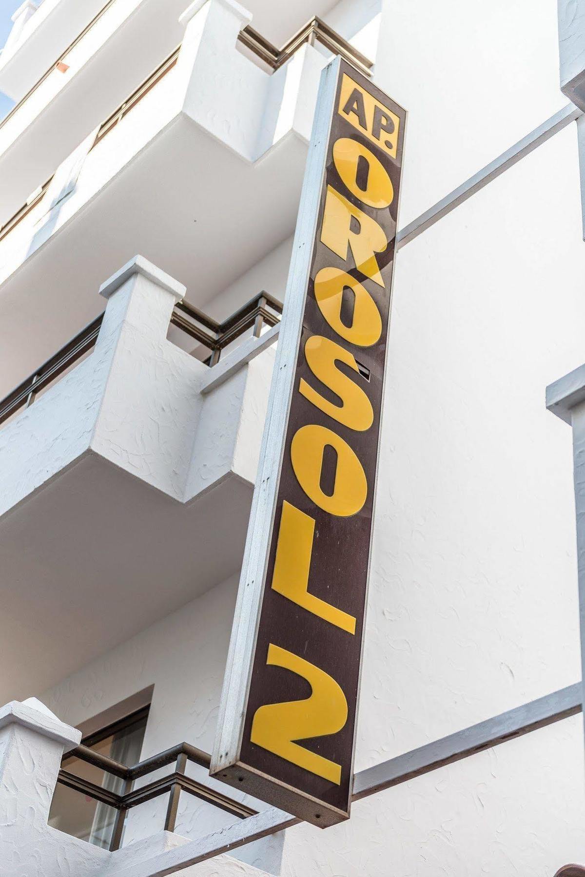 Apartamentos Orosol 2 By Typic Hotels San Antonio  Luaran gambar