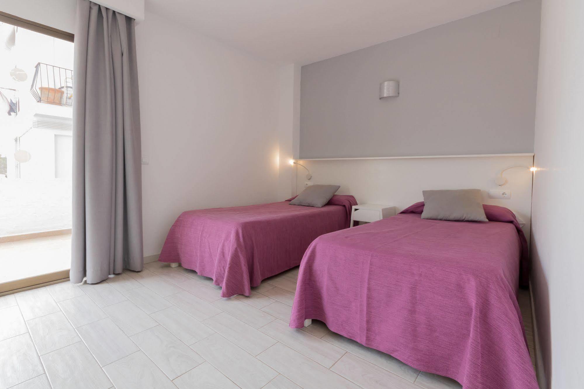 Apartamentos Orosol 2 By Typic Hotels San Antonio  Luaran gambar