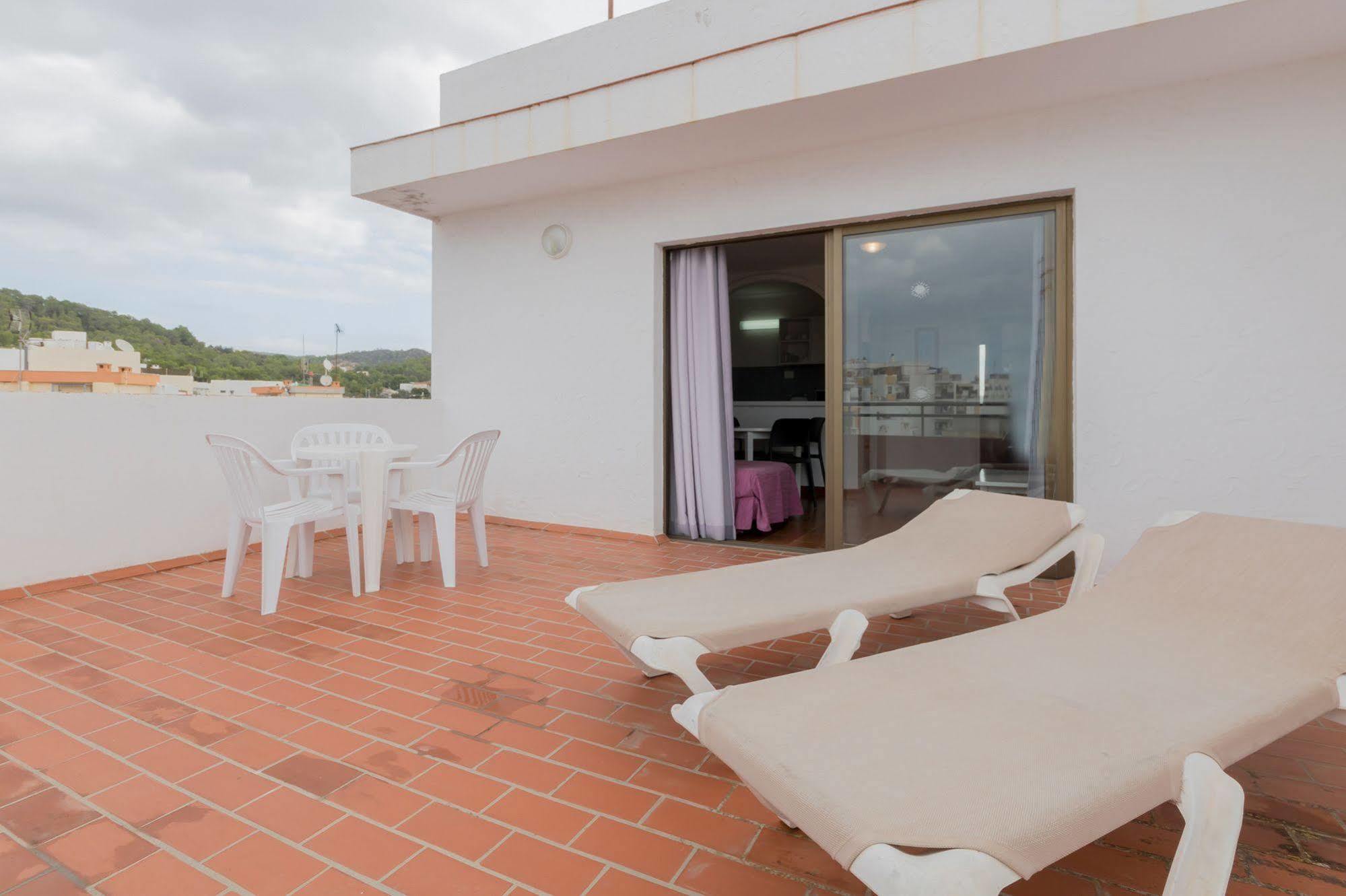 Apartamentos Orosol 2 By Typic Hotels San Antonio  Luaran gambar