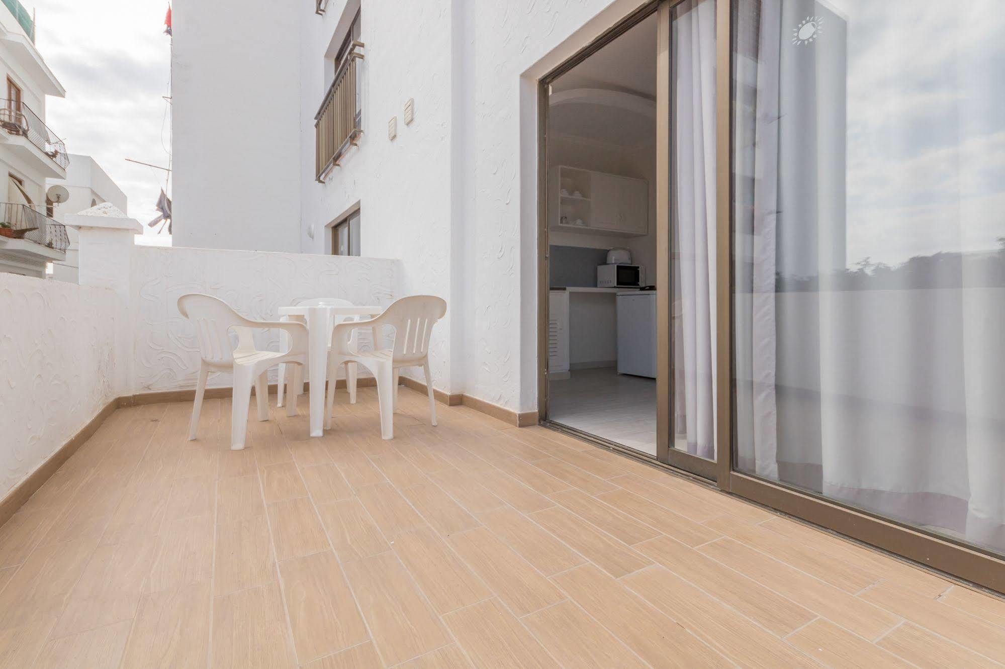 Apartamentos Orosol 2 By Typic Hotels San Antonio  Luaran gambar